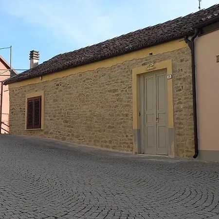 La Rupe Di Akela Cerretto Langhe